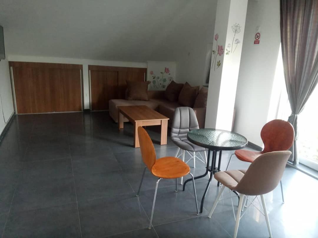 Yard House Trpejca Hotel Ohrid Exterior photo