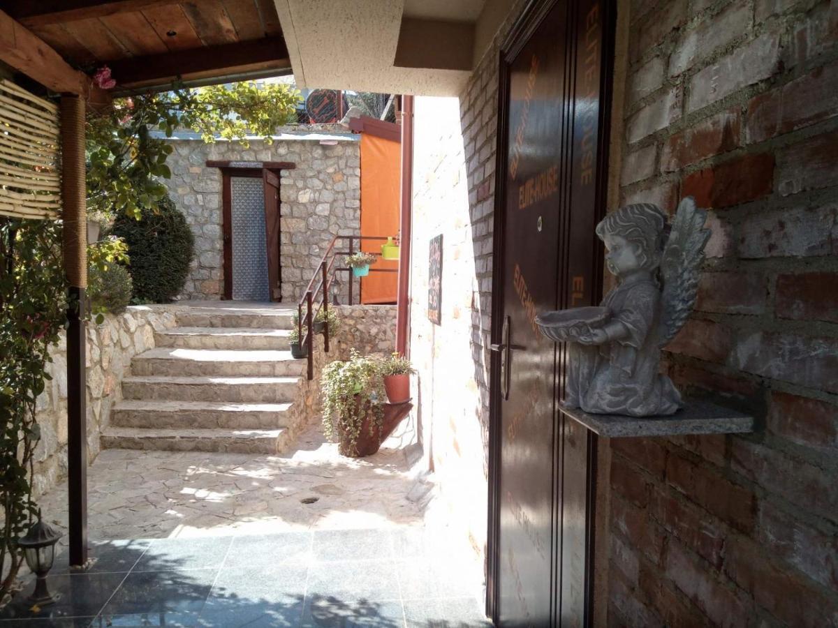 Yard House Trpejca Hotel Ohrid Exterior photo
